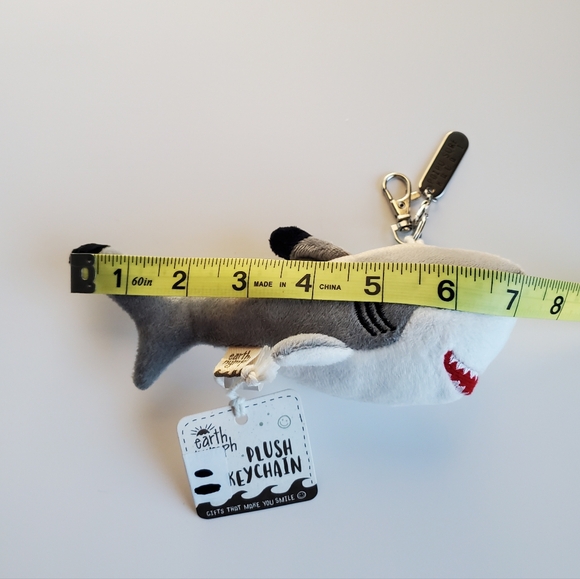 Earth Nymph Shark Plush Keychain Grey & White NWT Rare Gift Purse Hawaii Ocean - Picture 5 of 12